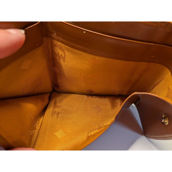 MCM Double Flap Compact Wallet - Picture 8 of 15
